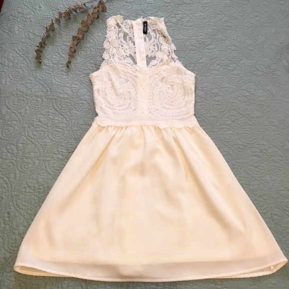 H&M White Lace Dress - Picture 1 of 5